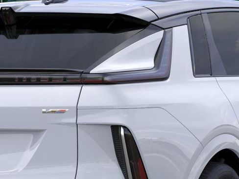 New 2026 Cadillac Lyriq V w/ LPO, Floor Liner Package image 35