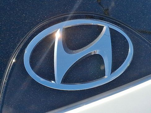 Used 2023 Hyundai Tucson Limited AWD/4WD image 33