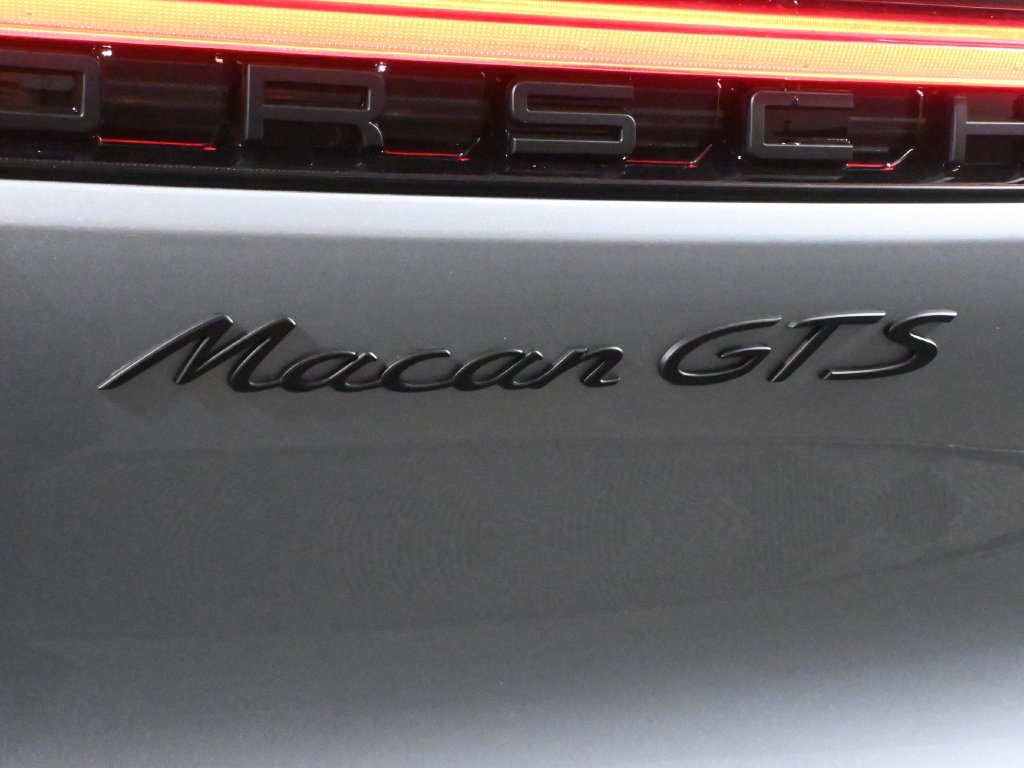 Used 2026 Porsche Macan GTS AWD/4WD image 43