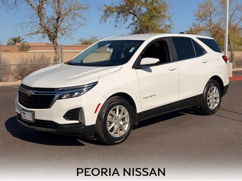Used 2023 Chevrolet Equinox LT FWD image 1