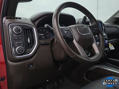 Used 2022 GMC Sierra 2500 Denali w/ Denali Ultimate Package image 14
