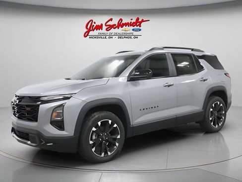 New 2026 Chevrolet Equinox RS w/ Convenience Package III FWD image 2