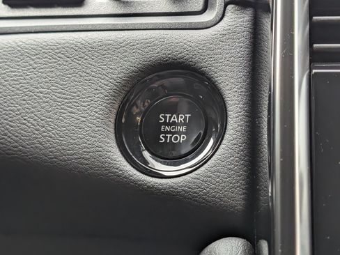 Used 2026 Nissan Armada PRO-4X w/ Captain's Chari Seat Package AWD/4WD image 36