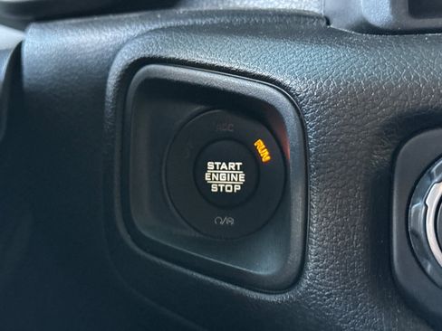 Used 2024 Jeep Wrangler Sport image 20