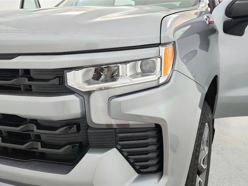 Used 2023 Chevrolet Silverado 1500 RST w/ Z71 Off-Road Package image 14