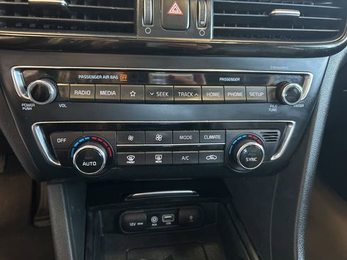 Certified 2020 Kia Optima EX image 26