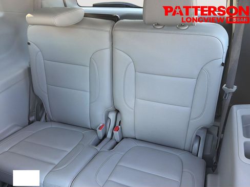 Used 2023 GMC Acadia SLT w/ Technology Package AWD/4WD image 22