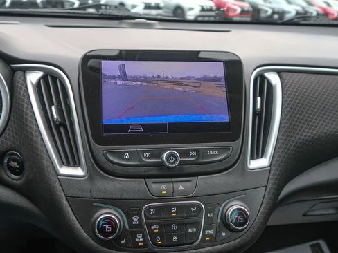 Used 2023 Chevrolet Malibu LT image 31