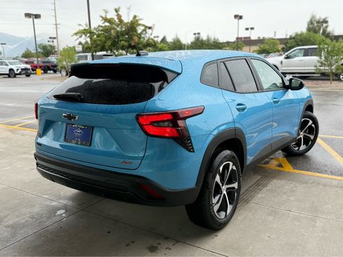 New 2025 Chevrolet Trax RS w/ Driver Confidence Package image 9