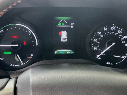 Used 2022 Toyota Sienna XSE AWD/4WD image 12