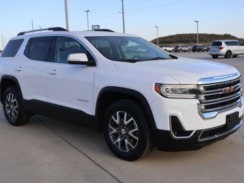 Used 2023 GMC Acadia SLT AWD/4WD image 5