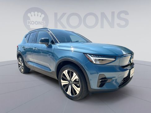 Used 2023 Volvo XC40 Recharge Plus w/ Protection Package Premier AWD/4WD image 10
