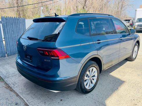 Used 2020 Volkswagen Tiguan S w/ 3rd Row Seat Package image 4