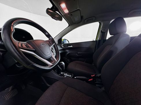 Used 2019 Chevrolet Sonic LT image 20