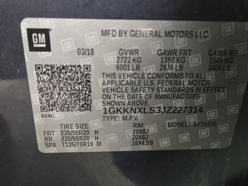 Used 2018 GMC Acadia Denali w/ LPO, Cargo Package image 18