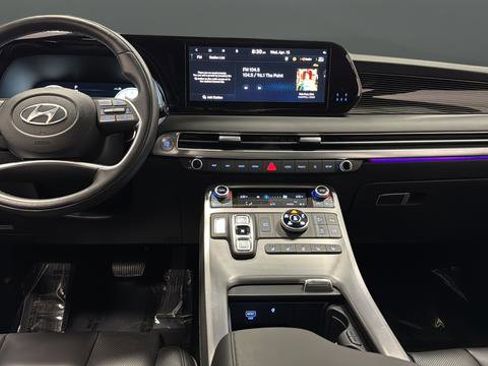 Used 2025 Hyundai Palisade Calligraphy image 11