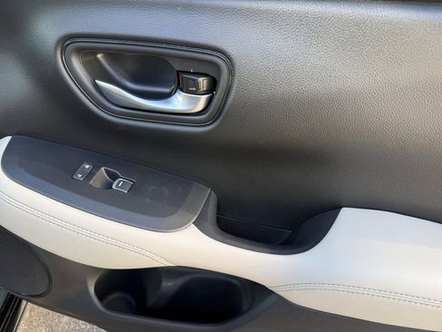 New 2026 Honda HR-V EX-L image 43