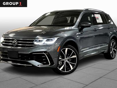 Used 2022 Volkswagen Tiguan SEL R-Line