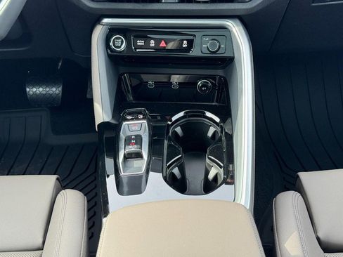 New 2025 Audi Q5 Premium Plus image 11