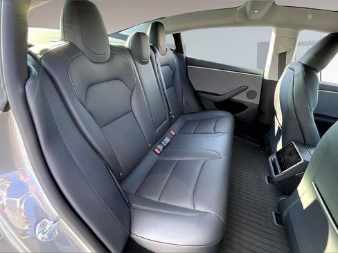 Used 2025 Tesla Model 3 Long Range image 23