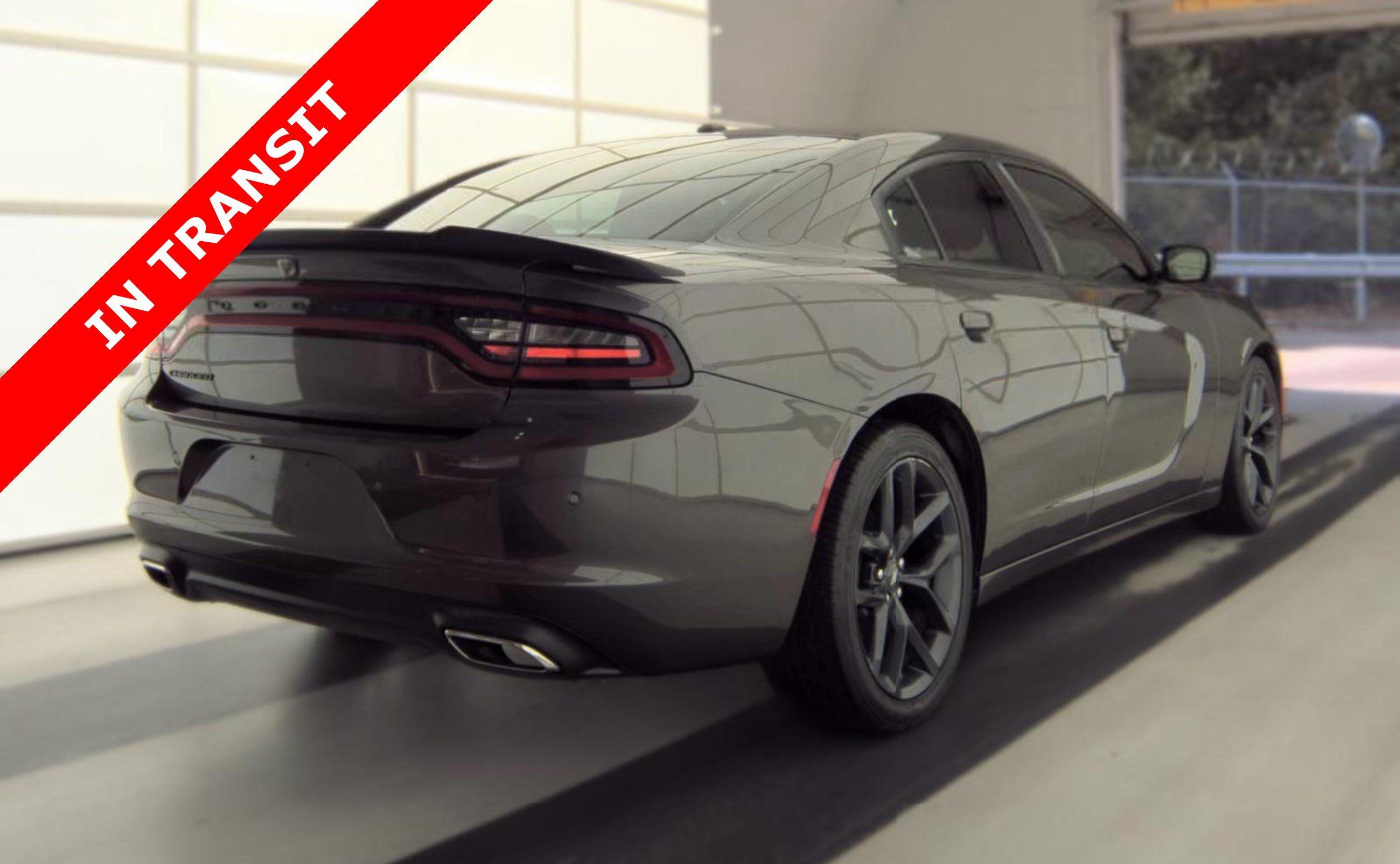 Used 2020 Dodge Charger SXT w/ Blacktop Package RWD image 4