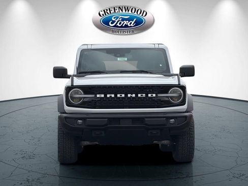 New 2026 Ford Bronco Outer Banks w/ Black Appearance Package AWD/4WD image 9