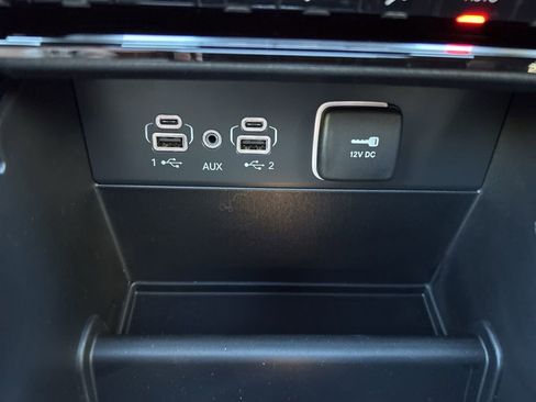 New 2025 Jeep Grand Cherokee Limited w/ Black Appearance Package image 27