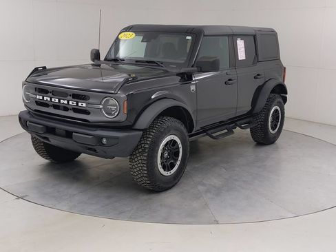 Certified 2023 Ford Bronco Big Bend w/ Sasquatch Package AWD/4WD image 20