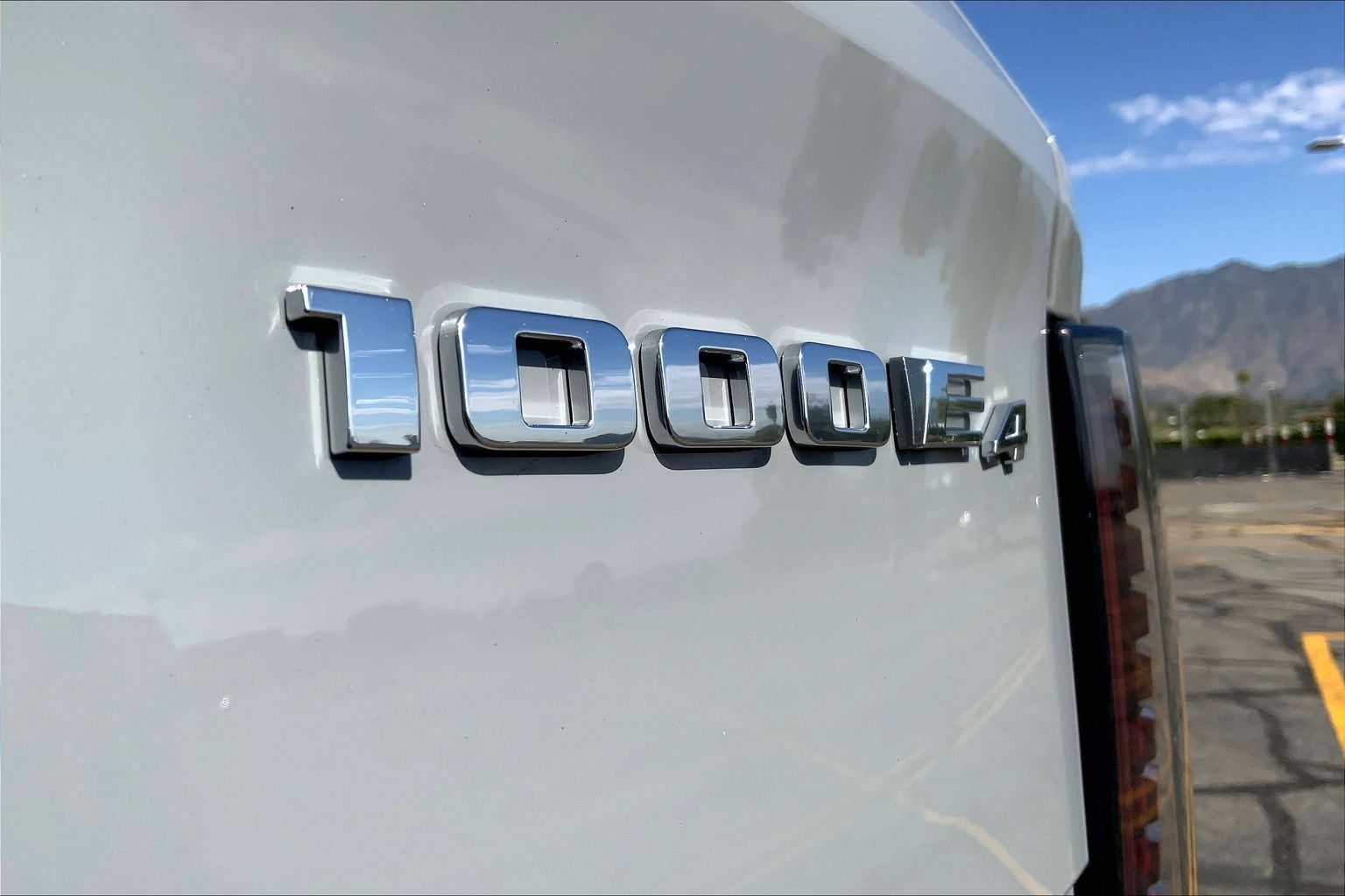 New 2026 Cadillac Escalade IQL Luxury AWD/4WD image 16