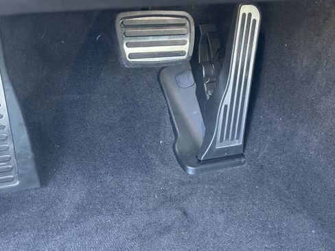 Used 2024 Chevrolet Corvette Stingray Preferred Conv w/ Battery Protection Package image 20