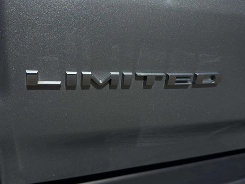 Used 2019 RAM 1500 Limited AWD/4WD image 22