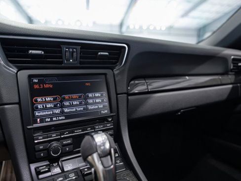 Used 2016 Porsche 911 GT3 RS image 36