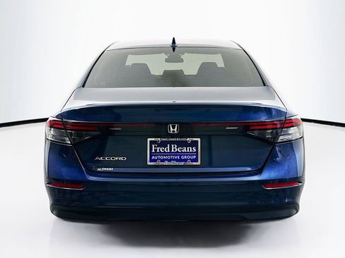 Used 2024 Honda Accord EX image 6