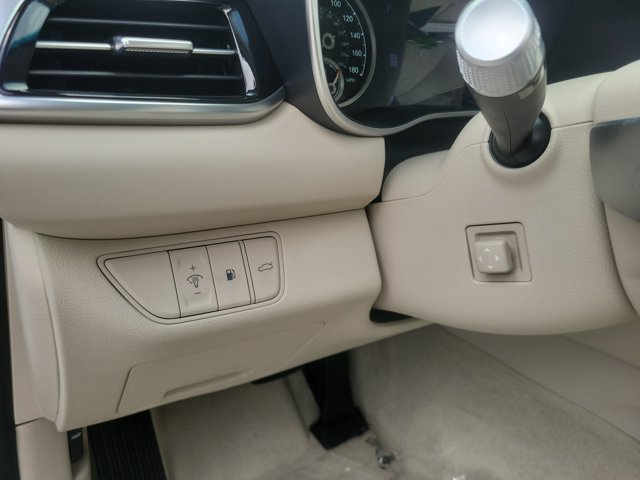 Certified 2026 Genesis G70 2.5T Prestige RWD image 17