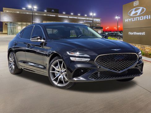Used 2025 Genesis G70 2.5T RWD image 3
