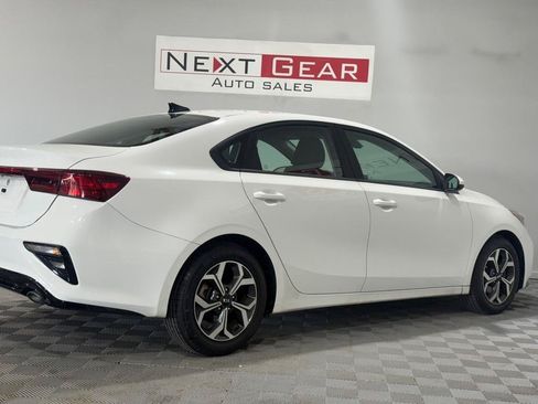 Used 2020 Kia Forte LXS FWD image 10