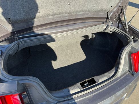 Used 2023 Ford Mustang Premium image 19