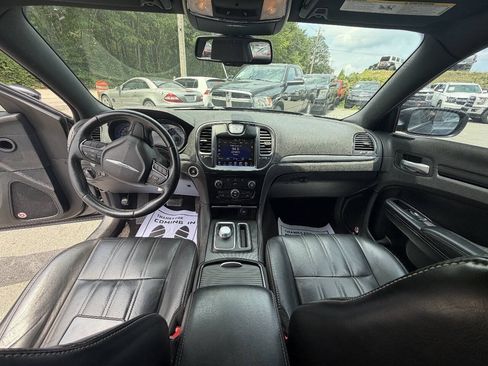 Used 2016 Chrysler 300 S AWD/4WD image 15