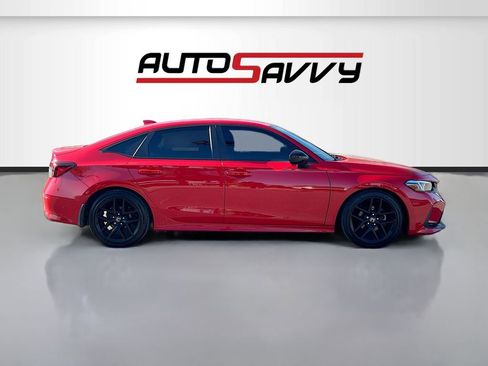 Used 2025 Honda Civic Sport image 8