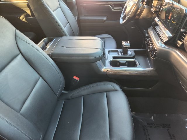 Used 2024 Chevrolet Silverado 1500 LTZ AWD/4WD image 18