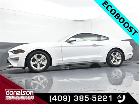Used 2021 Ford Mustang Coupe image 11