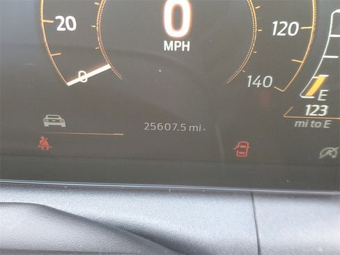 Used 2024 Ford Mustang Coupe image 19