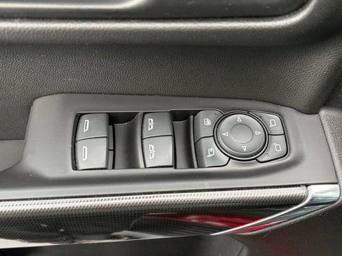 Used 2020 GMC Sierra 1500 AT4 w/ AT4 Premium Package image 4