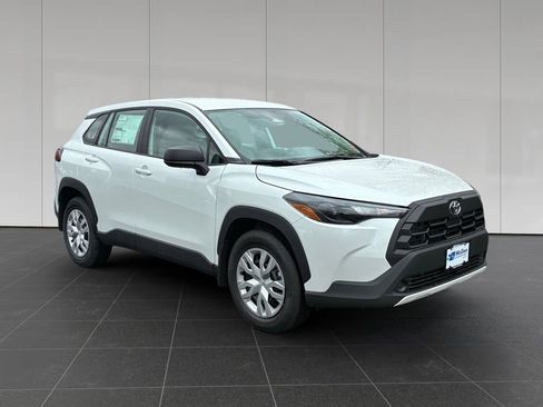New 2026 Toyota Corolla Cross L AWD/4WD image 7