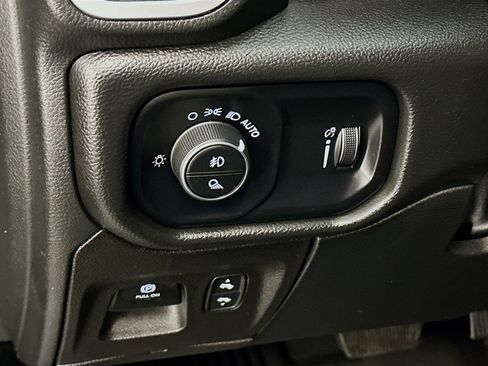 Used 2022 RAM 1500 Big Horn image 17