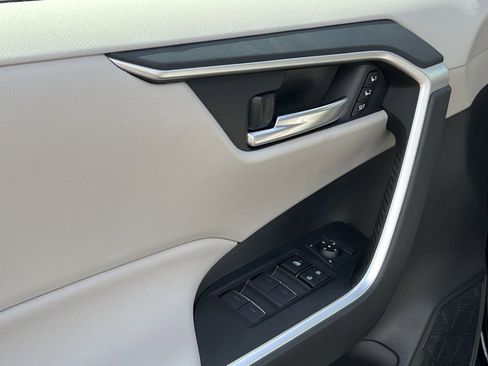 New 2025 Toyota RAV4 XLE Premium image 10