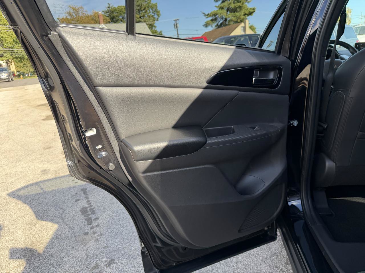 Used 2019 Mitsubishi Eclipse Cross SEL AWD/4WD image 22