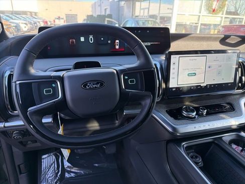 New 2025 Ford Expedition Tremor image 17