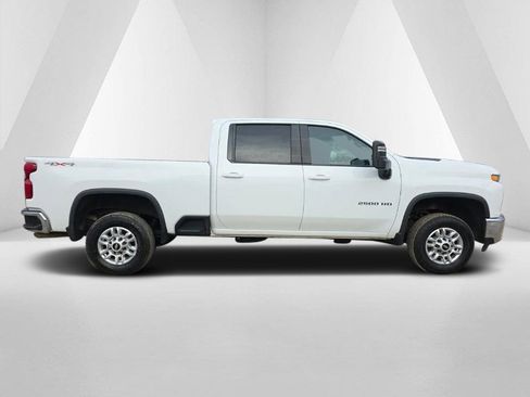 Used 2020 Chevrolet Silverado 2500 LT w/ All Star Edition image 4