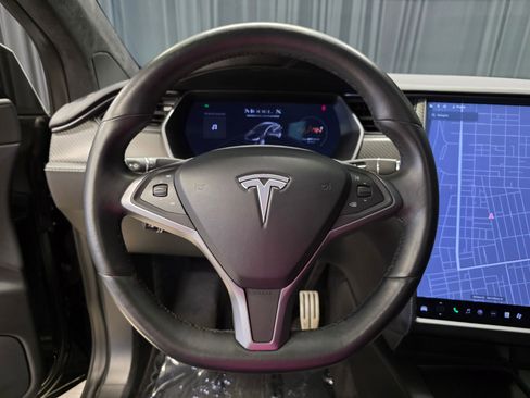 Used 2021 Tesla Model X Performance image 22
